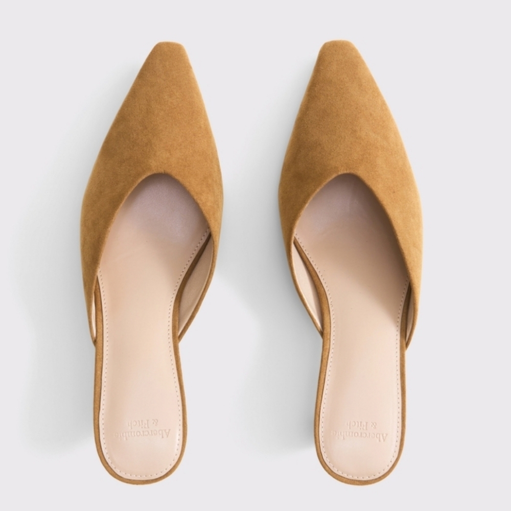 NWT Abercrombie & Fitch Pointed Toe Kitten Heel Mule Sandals